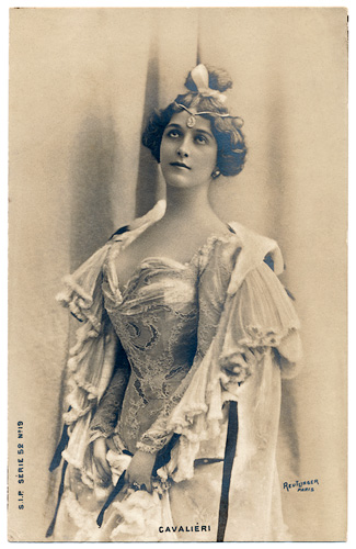Lina Cavalieri